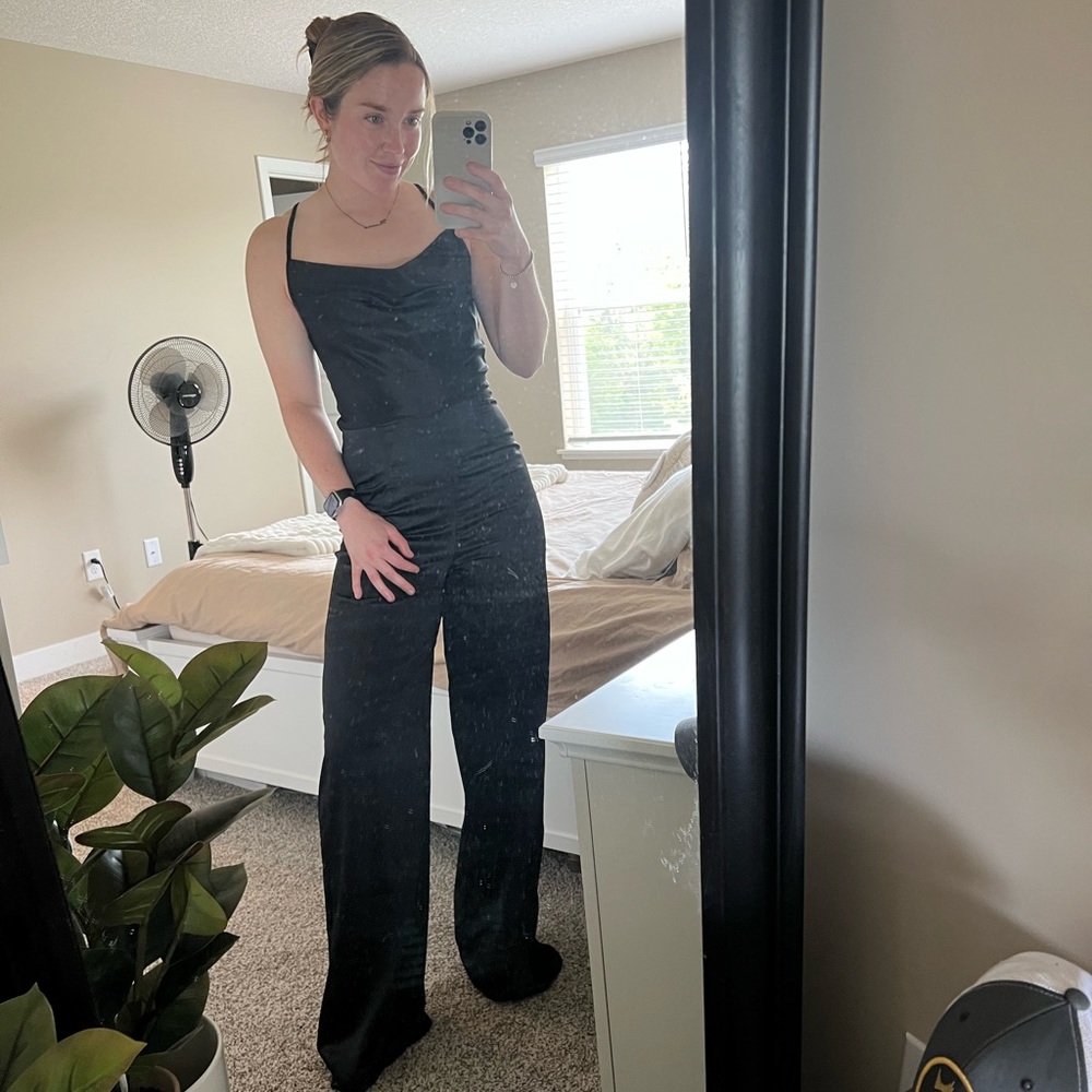 NWT BooHoo Wide Leg Jumpsuit